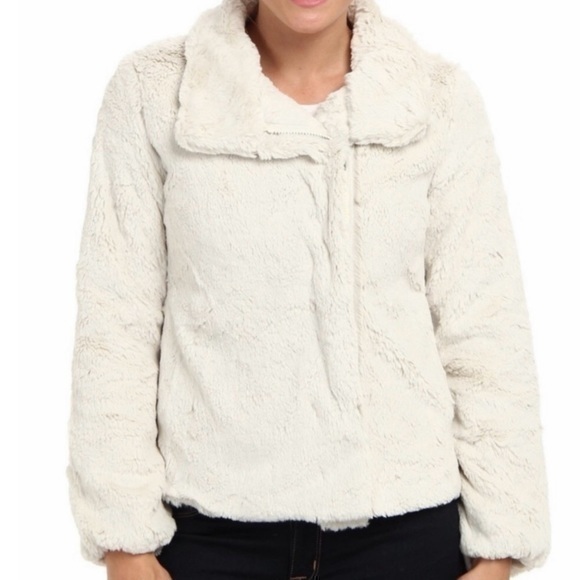 Patagonia Jackets & Blazers - Patagonia‎ Pelage Faux Fur Sherpa Cozy Zip Jacket Small